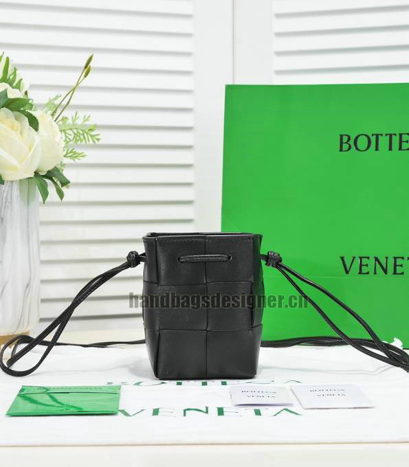 Bottega Veneta Black Original Intreccio Leather Mini Cassette CrossBody Bucket Bag-2