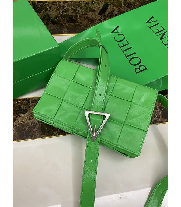 Bottega Veneta Green Original Oil Wax Calfskin Leather Cassette Crossbody Bag