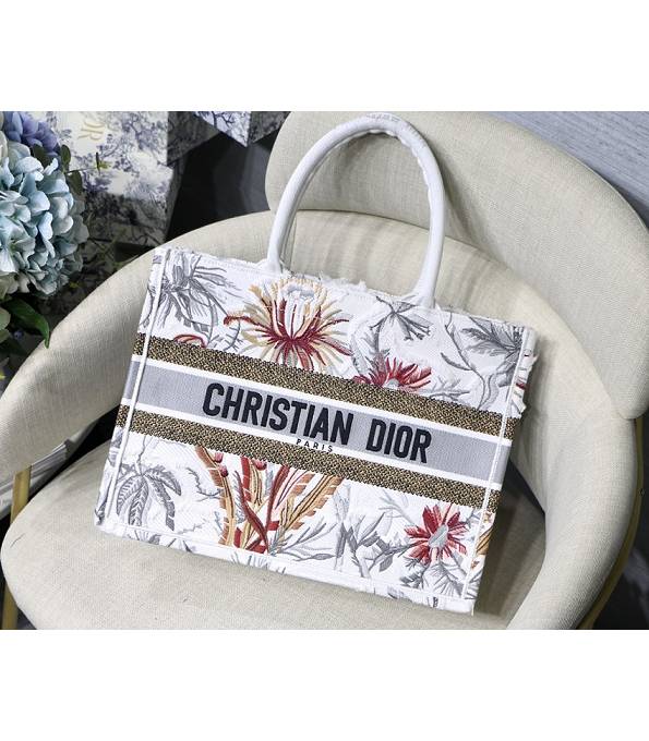 Christian Dior Garden Embroidered Canvas 36cm Book Tote Bag White