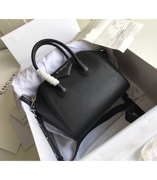 Givenchy Antigona Black Original Grained Veins Lambskin Leather 23cm Medium Tote Bag