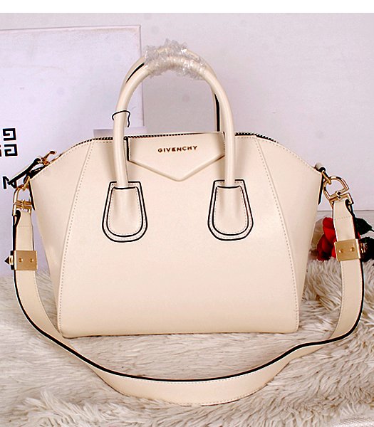 Givenchy Antigona Offwhite Leather Medium Bag