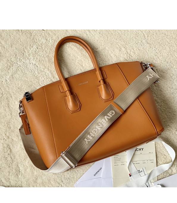 Givenchy Brown Original Smooth Calfskin Leather Small Antigona Sport Bag