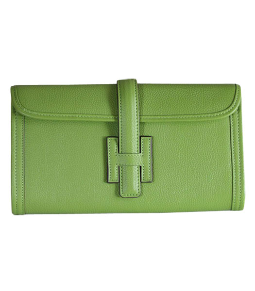 Hermes Bovine Jugular Veins Clutch Bag in Green Leather