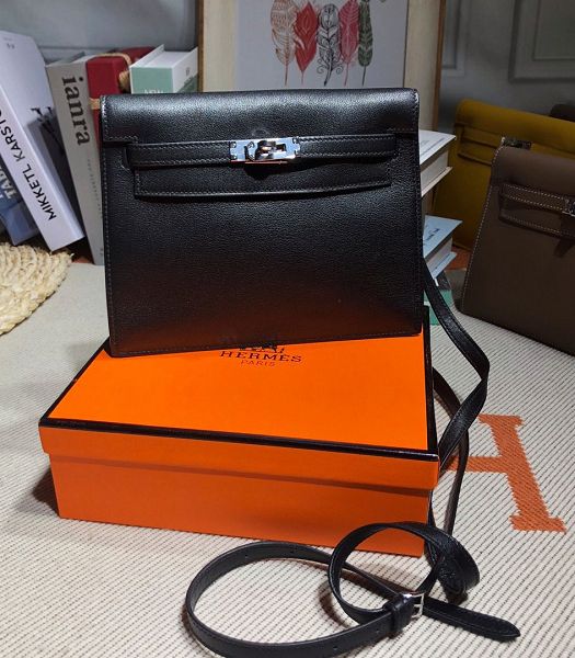 Hermes Kelly 22cm DanSe Black Imported Swift Leather Silver Metal Handbag