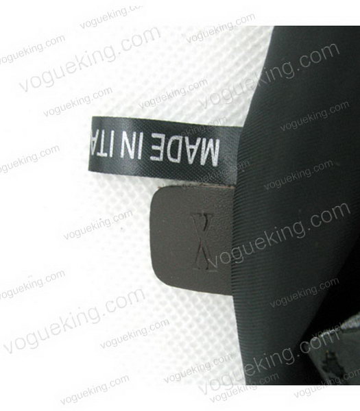 Marni Shiny Leather Shoulder Bag Black-6