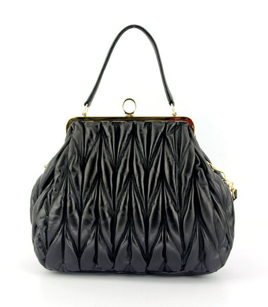 Miu Miu Shoulder Handbag in Black Lambskin