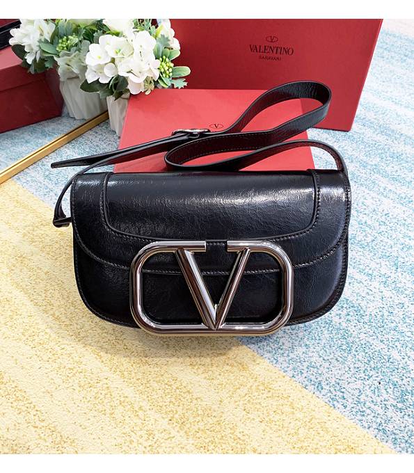 Valentino Garavani Maxi Black Original Oil Wax Leather Silver Metal 26cm Shoulder Bag