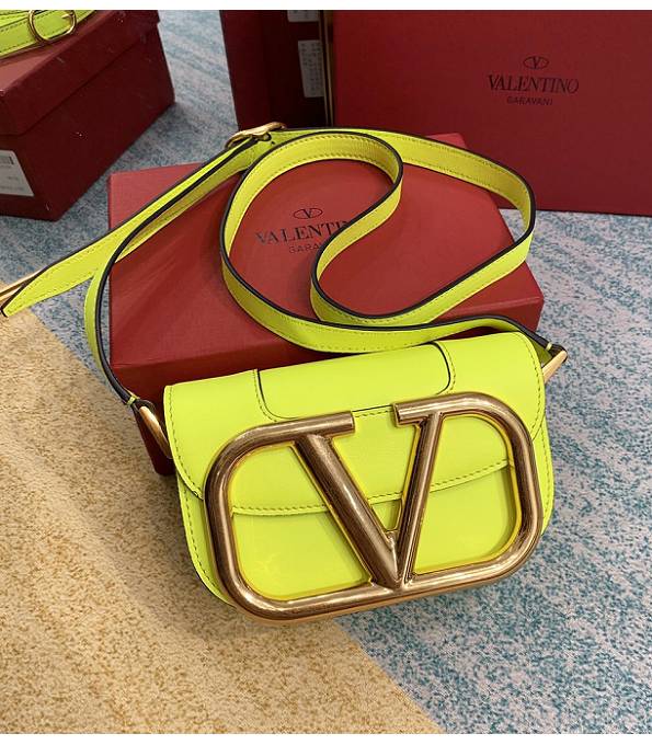 Valentino Garavani Maxi Yellow Original Calfskin Leather Golden Metal 18cm Shoulder Bag